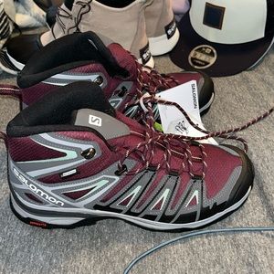 New! Womens Salomon X Ultra Pioneer Mid Waterproof Hiking Boots 6/9